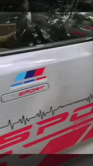 ☝️Честно, что надо сожрать, чтобы такую дичь натворить с автомобилем?😆😆😆 Changan