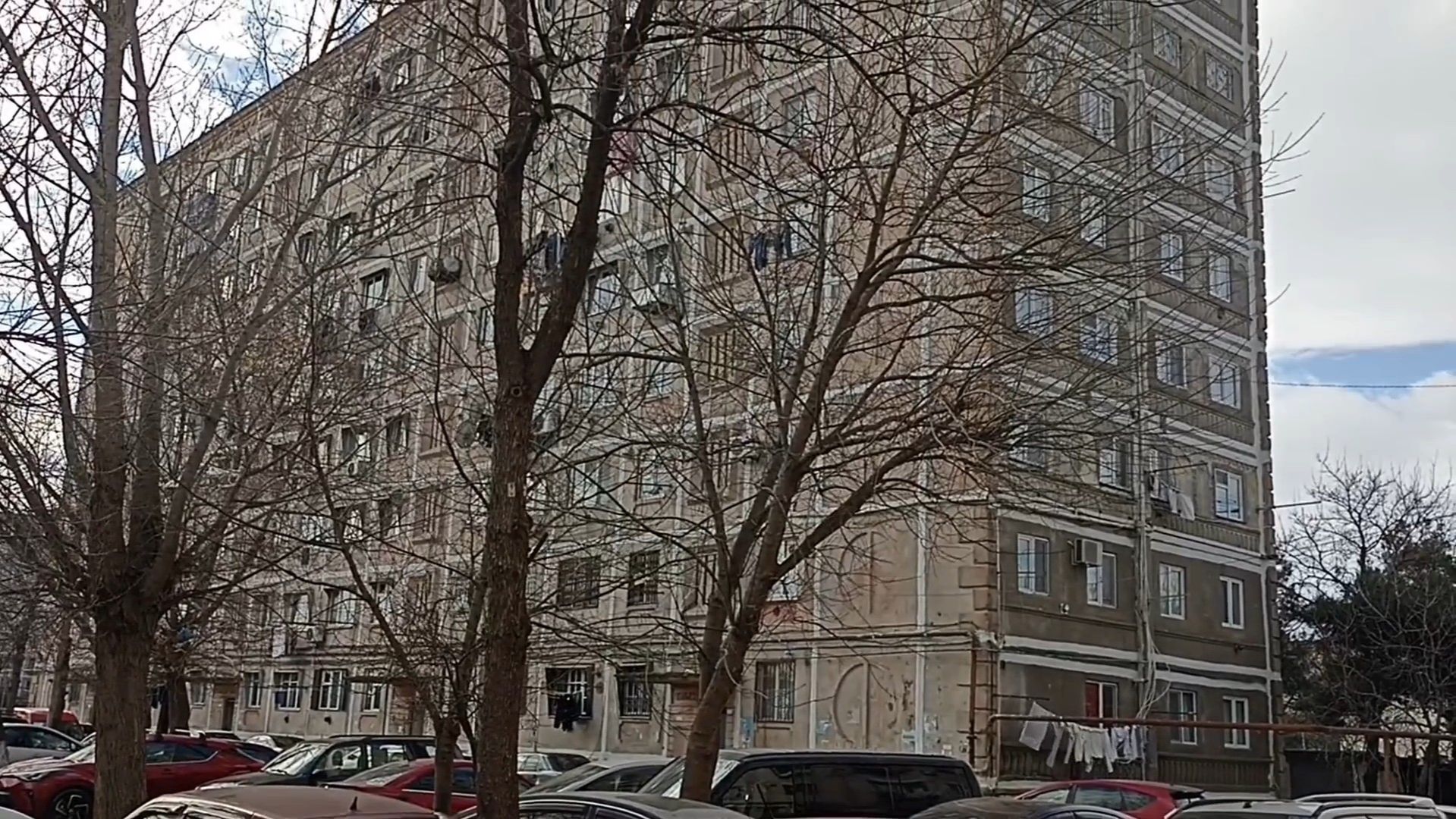 Прогулка по Рустави 25.01.2026 (12-ый микрорайон, дом 35 в Рустави)