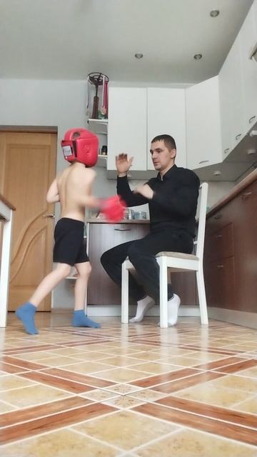 Прямые,боковые,нижние удары