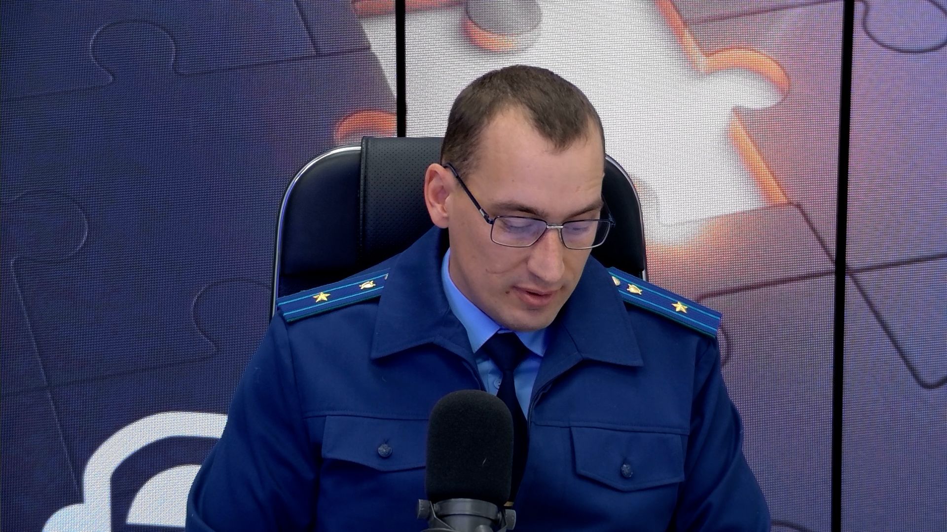 ЗАКОН В ДЕТАЛЯХ смотреть онлайн