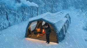 Поход с собакой в условиях сильного снегопада, Надувная тёплая палатка.