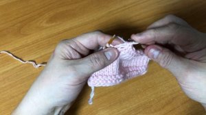 Необычное  красивое закрытие петель на готовом полотне крючком