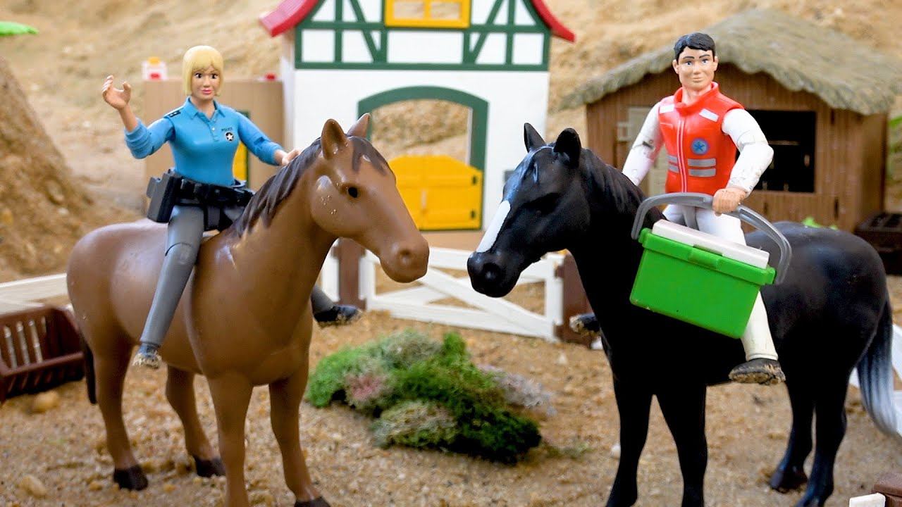 Спасти лошадь от тигра и верните ее на ферму | Конная ферма | Видео о фермах для детей