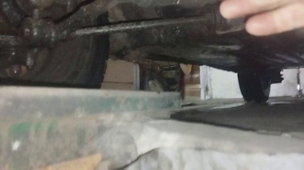 МЕНЯЕМ МАСЛО ВАКУУМОМ
сколько останется в поддоне?