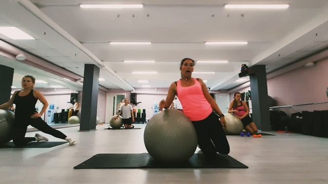 ФИТБОЛ \ СИЛОВАЯ ТРЕНИРОВКА \ SUPER STRONG \ FITBALL 22.08.2022г