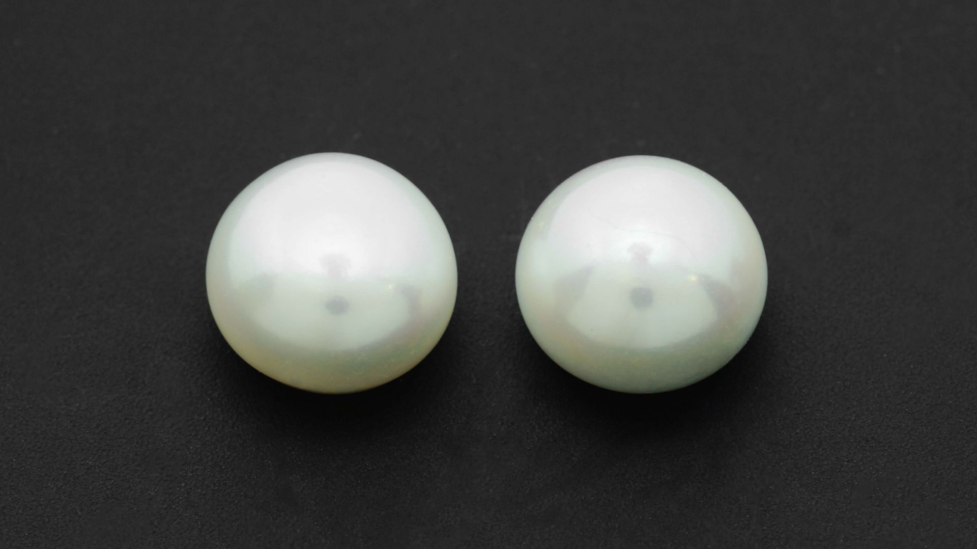 Серебристый Жемчуг 21.20 карат Полусфера смотреть онлайн