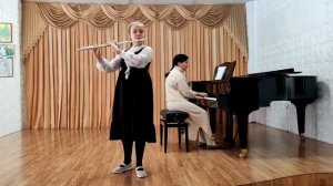 Скобеева Елизавета русская народная песня 
«Василек» и русская народная песня «Не летай соловей».mp4