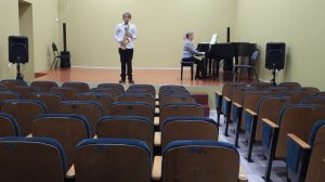 К. Колесников - «Лебедь» К. Сен-Санс, «Опавшие листья» Ж. Косма