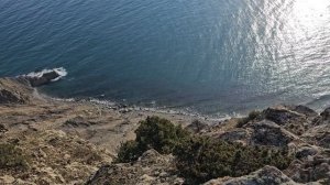 Гора "Папая-Кая" (Отшельничья скала, Крым), вид вдоль тропы на "Язык тролля" - 8