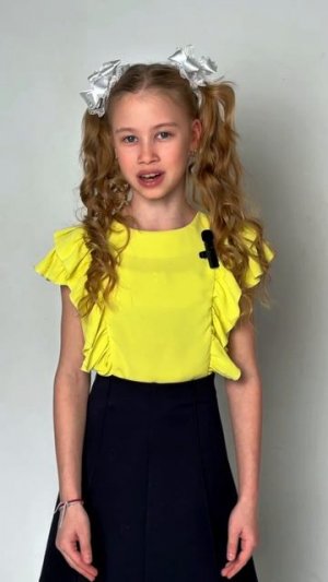 Агния Барто "В театре" читает Моловствова Елизавета