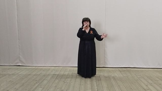 Э.Ларионова