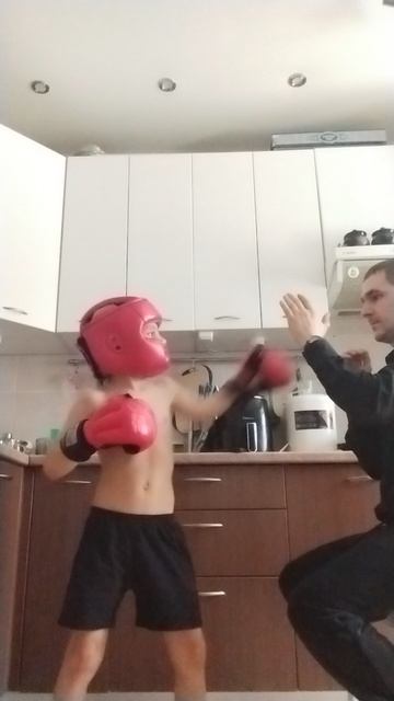 Отработка ударов ближних