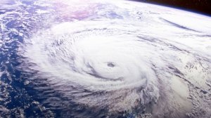 Европа во власти стихии: Последствия шторма «Кристин» и снежный апокалипсис