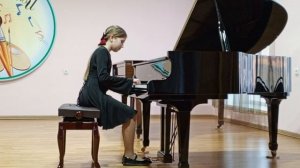 Ермолова Ксения И.С. Бах - Двухголосная инвенция a moll, К.Черни-Г. Гермер	Этюд № 43 часть 1