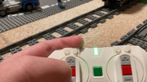 Как включить и управлять lego поездом