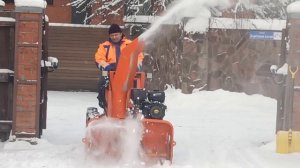 Минитрактор с снегоротором