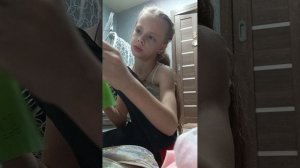 собираю рюкзак в школу Еве