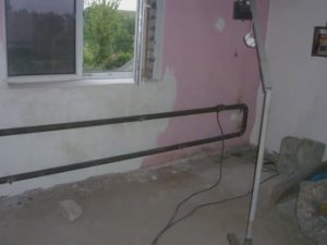 Сварил много трубных металлических отоплений . И монтировал котлы в систему отопления .