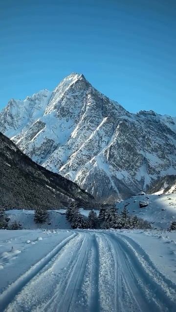 Гора #Тихтенген. #Кабардино_Балкария.
#Россия.