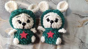 Мастер-класс Зайчик военный из плюша на брелок крючком