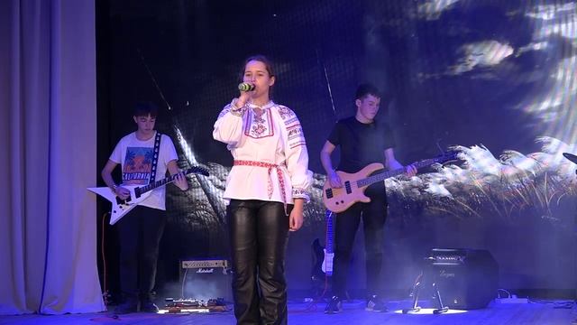 В РДК состоялся фестиваль "Российская школьная весна".mp4 смотреть онлайн