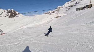 Широкие дуги на маленькой скорости расслабленно