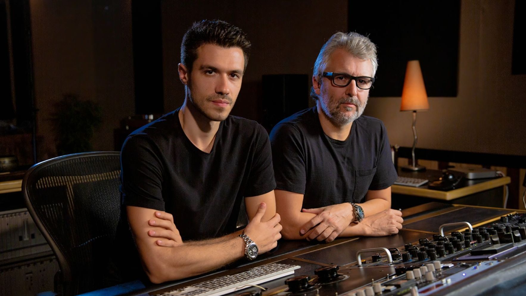 02. Passive Console and Gear Modification, Reference Tracks, Monitoring, Frequency Crossover смотреть онлайн