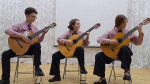 Ансамбль нар. инструментов 
3 возраст.группа
 Зайцев Дмитрий, Прохоренкова Полина, Шелкунова Ульяна