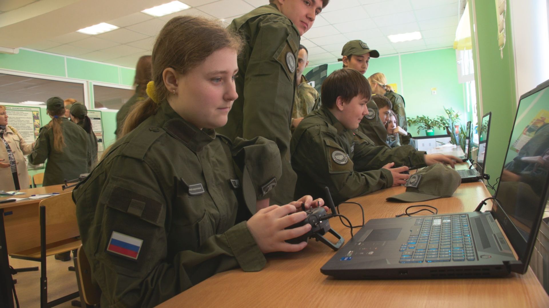 ШКОЛА МУЖЕСТВА И ЧЕСТИ смотреть онлайн