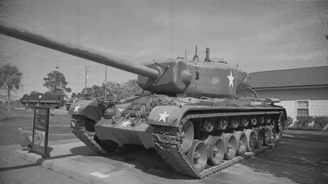 Т30_ Семьдесят пять тонн ярости и самая мощная пушка в истории тяжелых танков США!