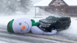 САМЫЕ СМЕШНЫЕ НОВОГОДНИЕ НЕУДАЧИ, СНЯТЫЕ НА КАМЕРУ