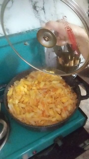 картошечка с капустой тушёная 😋 смотреть онлайн