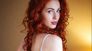 Бесстыжая Рыжая женщина 32+