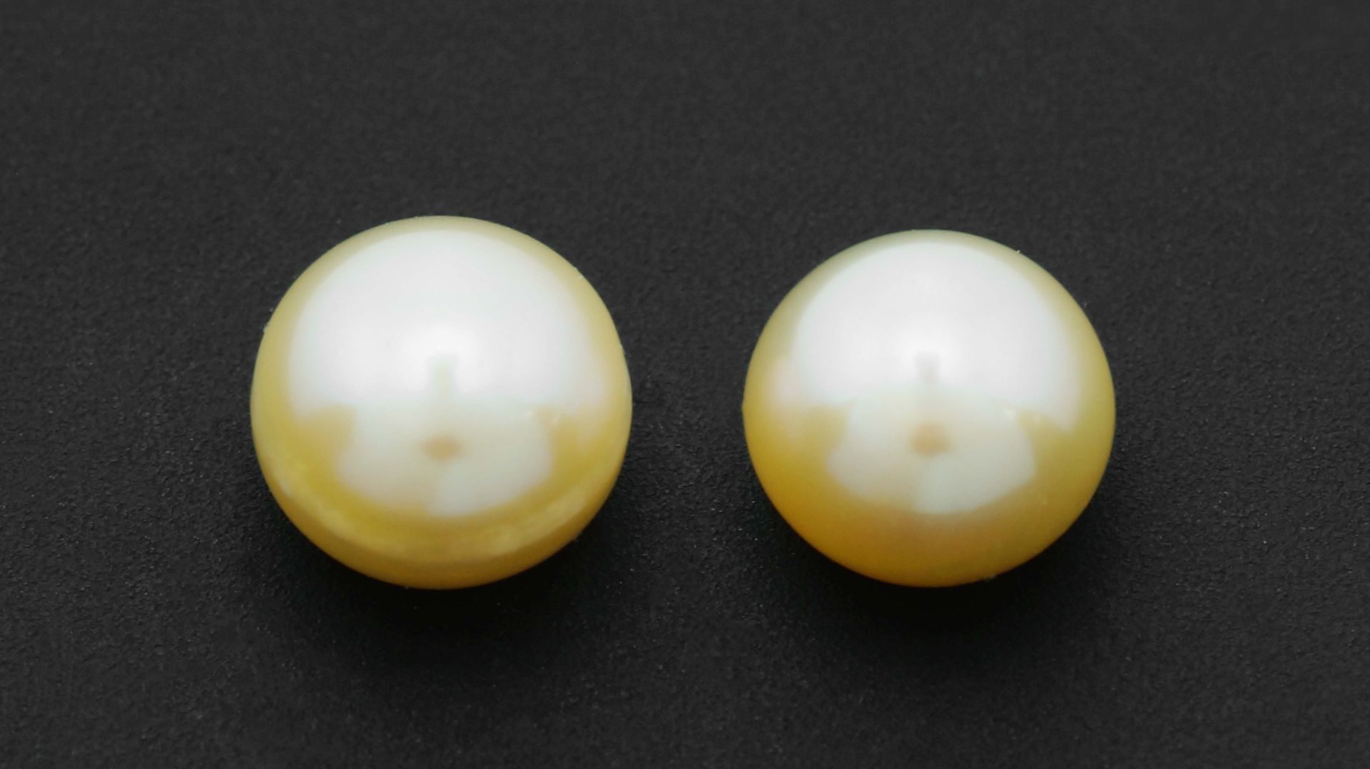 Жемчуг Розовый 8.95 карат пара Полусфера смотреть онлайн