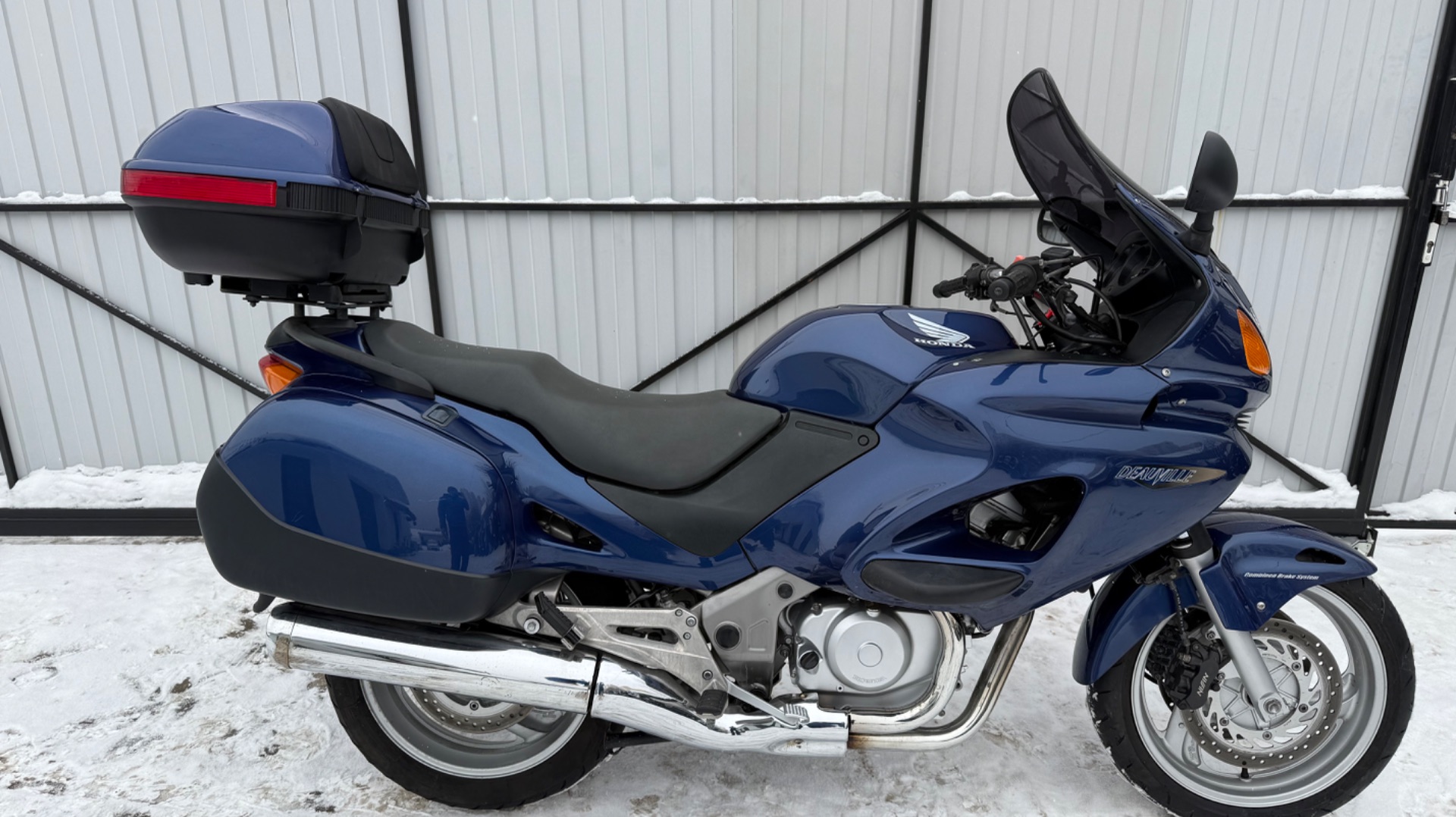 Обзор мотоцикла Honda nt650v, 2005 год. смотреть онлайн