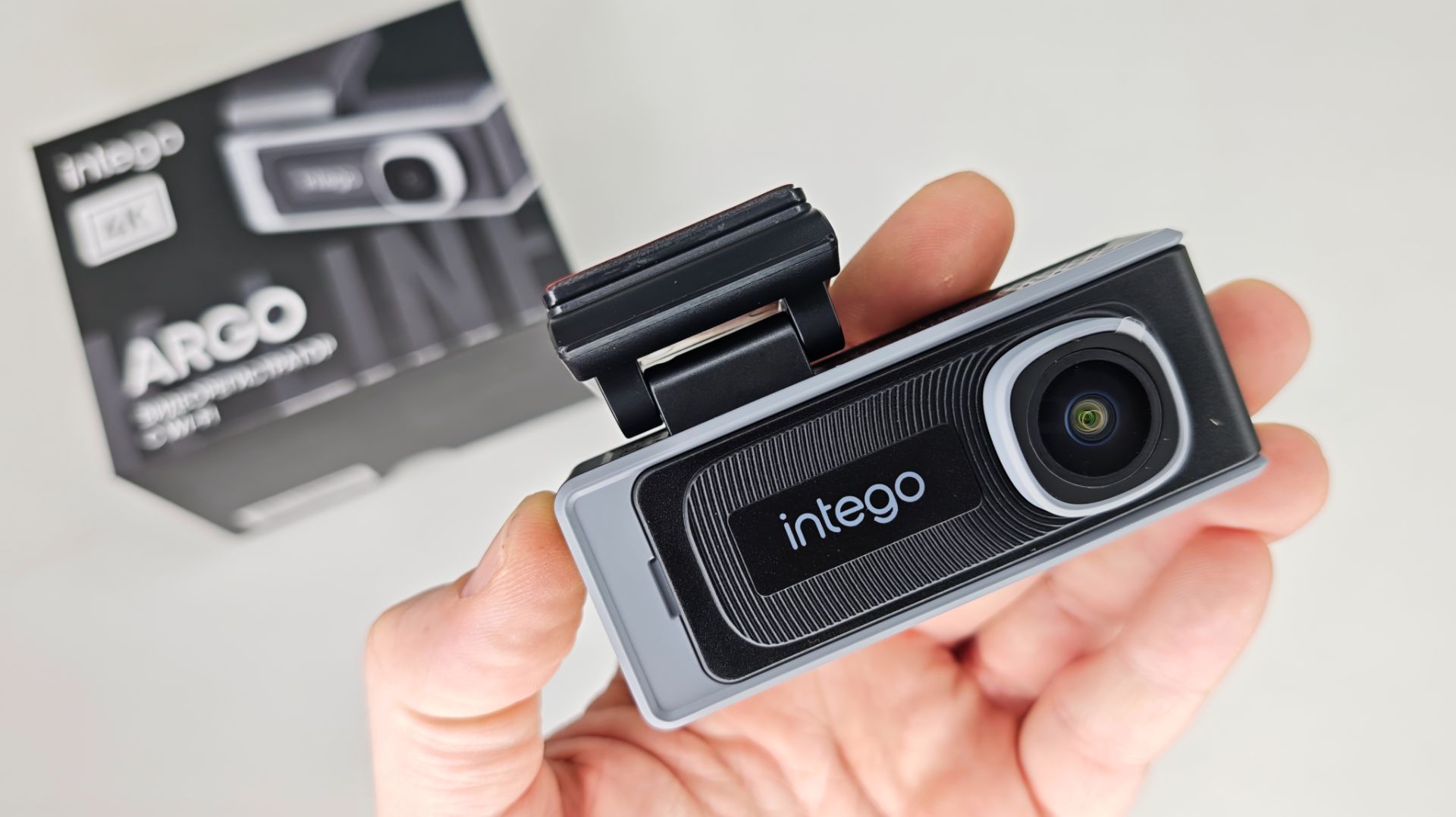 Видеорегистратор INTEGO Argo с 4K и Wi-Fi смотреть онлайн