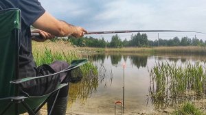 Ловля рыбы на карьере. И всё таки клёв есть.