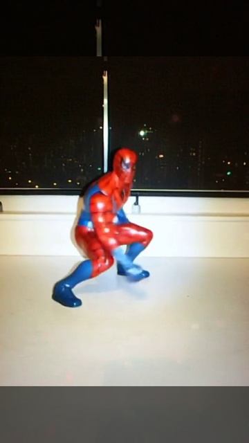 ОЖИВШИЙ ЧЕЛОВЕК ПАУК №2 #прикол #человекпаук смотреть онлайн