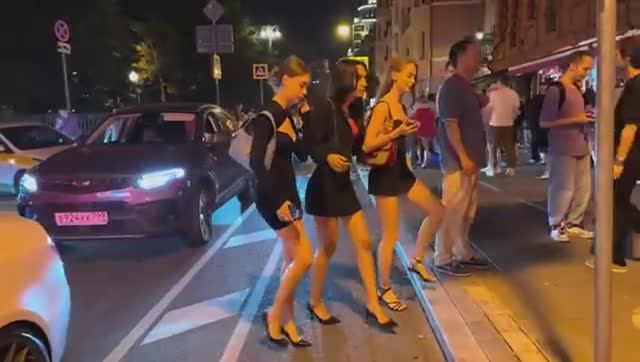 Когда понты дорогие, но сами понтящиеся - дешёвки и фуфло 🤬 смотреть онлайн