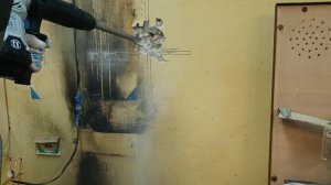 отбойный молоток Ресанта ОМ-1600М в работе