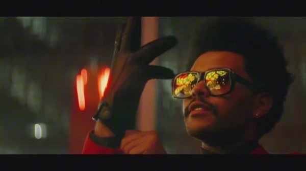 The Weeknd - Blinding Lights (Official Video)