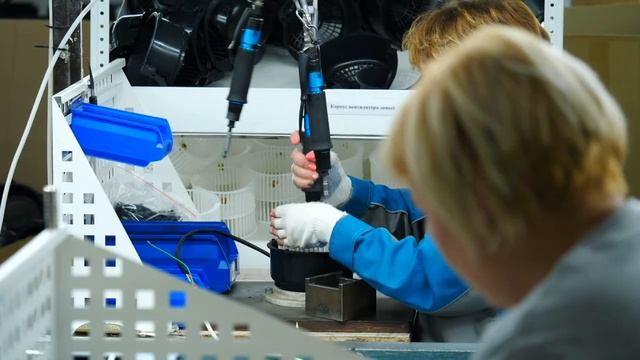 Как в России делают кухонные вытяжки _ видео с завода Elikor в Калуге