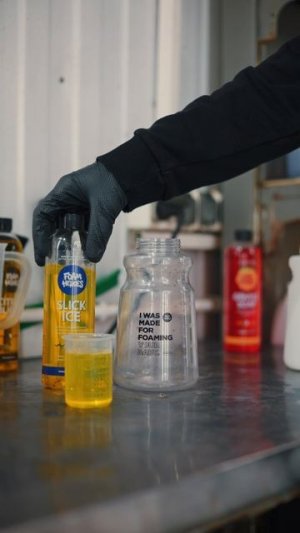 Почему может ухудшаться гидрофоб после ручной мойки?  #уходзаавто #foamheroes #diy #detailing