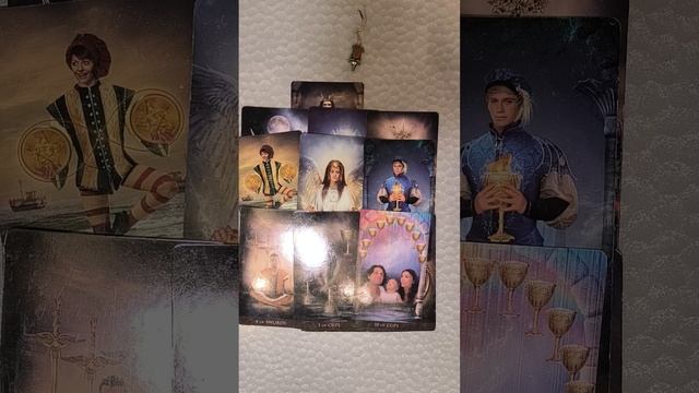 Таро для Мужчин ☀️Кто за Вами наблюдает ☀️ смотреть онлайн