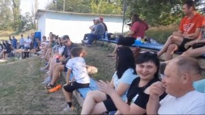 Городской стадион _Космос_. Товарищеский матч футбольных команд  _Каменка_ - _Новоднепровка_ - 2_0.