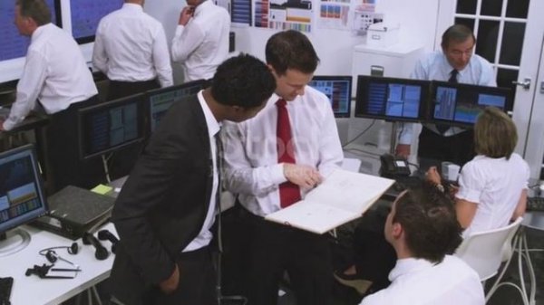 Рубль набирает силу: что стоит за укреплением пары USD/CNY  как это повлияет на финансовую стратегию