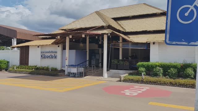 [Гл.11] Уезжаю с Ко Чанга в Трат! Долгожданный багаж нашелся! Аэропорт Трат меньше автовокзала.