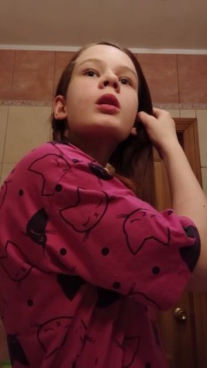 собираюсь на тренировку чеек)