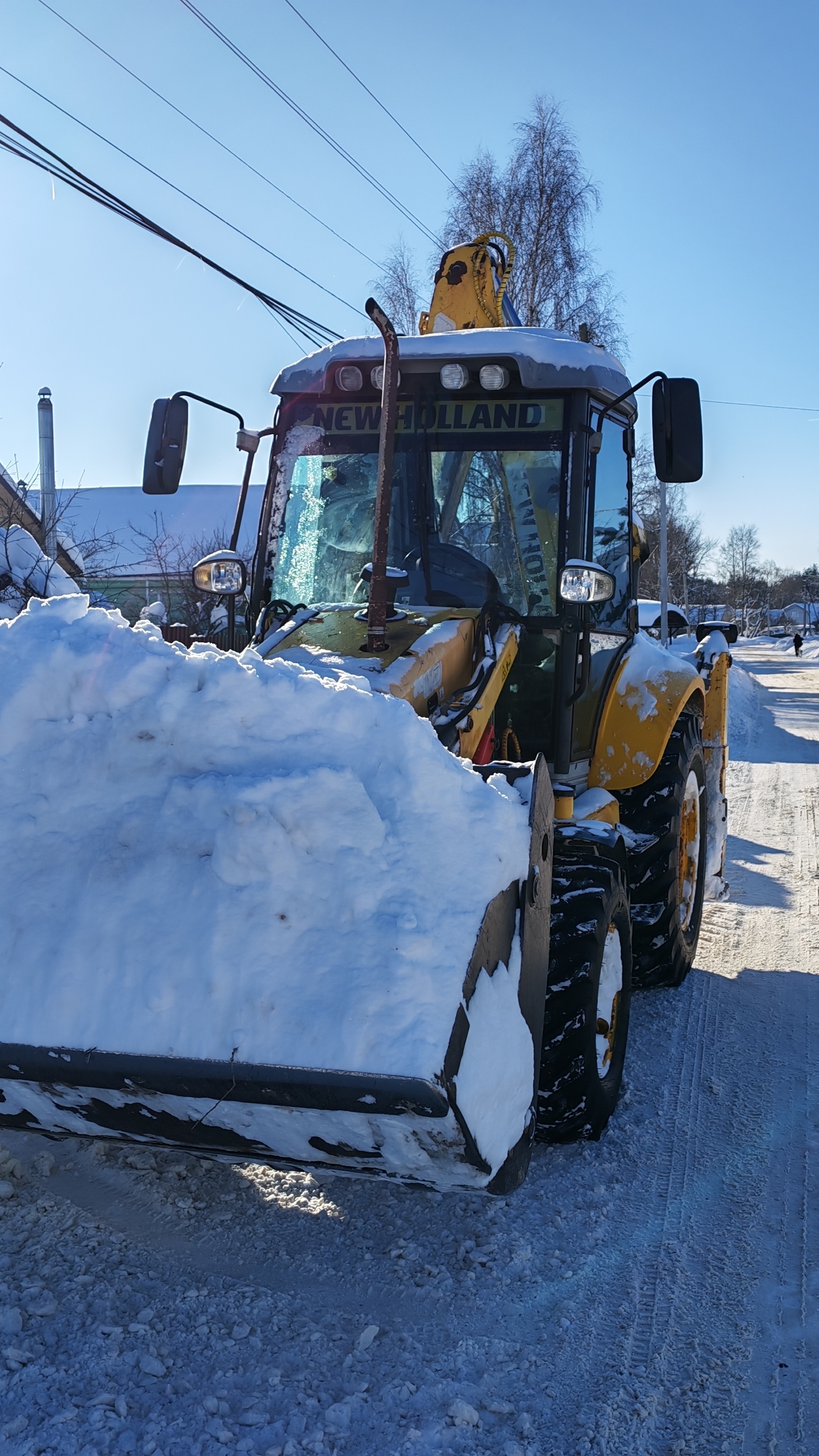 Работаю по чу-чуть на экскаваторе погрузчике. 🚜🚜🚜 смотреть онлайн