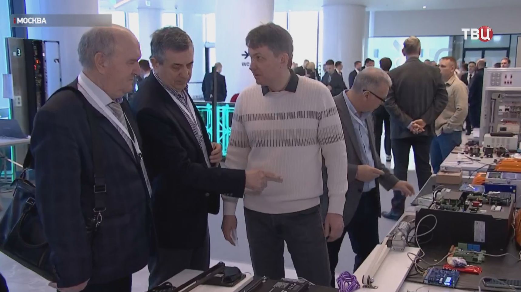 Проект "Лифт в будущее" проходит в столице смотреть онлайн